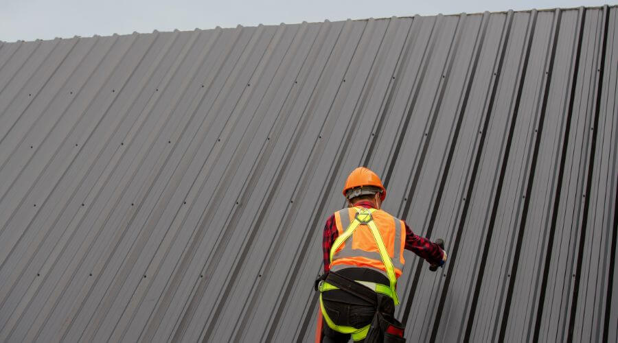 Professional metal roof installation in Walnut Creek, OH